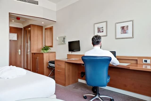 이탈리아나 호텔 플로렌스-쿼드룸-2