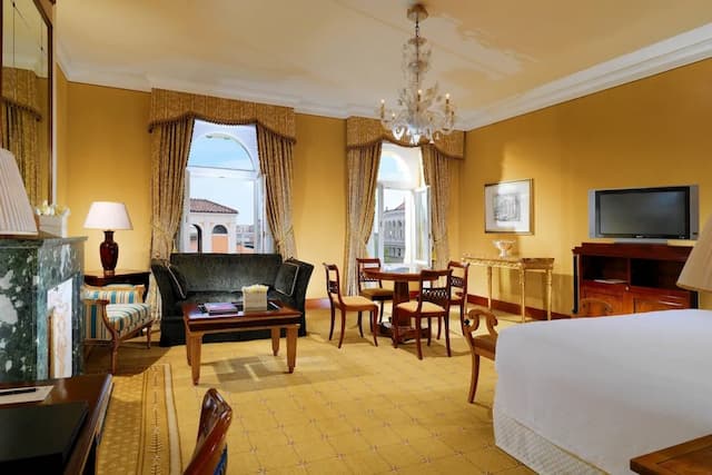 The Westin Excelsior, Rome-Grand Room, 1 King Bed-5