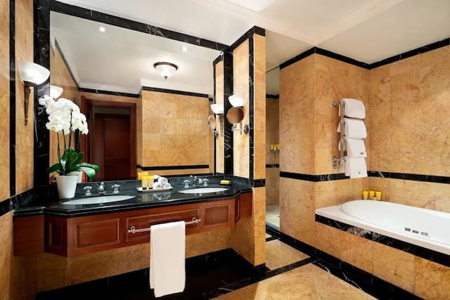 The Westin Excelsior, Rome-Suite, 1 King Bed-5
