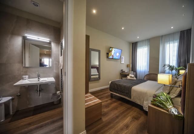 扎拉米蘭諾酒店-雙人或雙床房-5