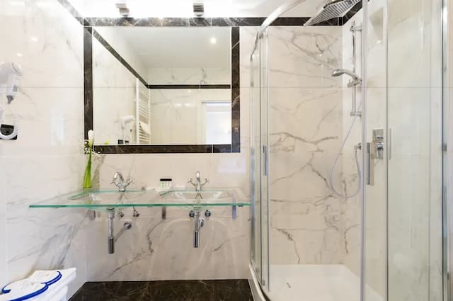 加州旅館-標準雙人或雙床房-10