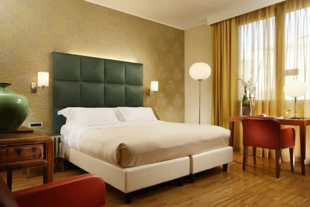 企業大酒店-行政雙人或雙床房-1