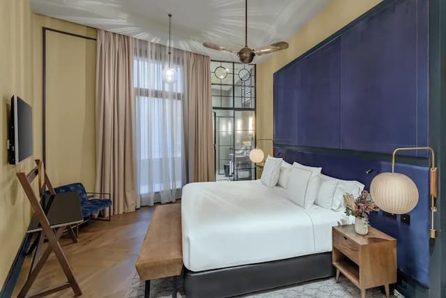 クールルームズ パラシオ デ アトーチャ-スーペリア スイート 2 ベッドルーム 2 バスルーム-8