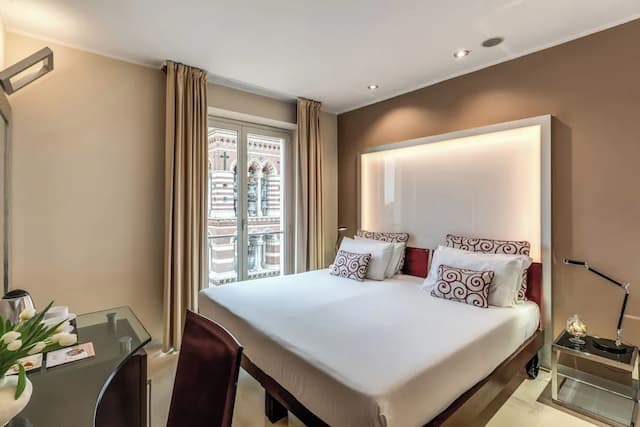 La Griffe Hotel-标准双人房或双床房-1