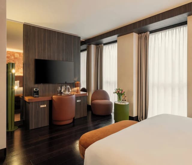 Hyatt Centric Milan Centrale-Deluxe Room, 1 King Bed-7