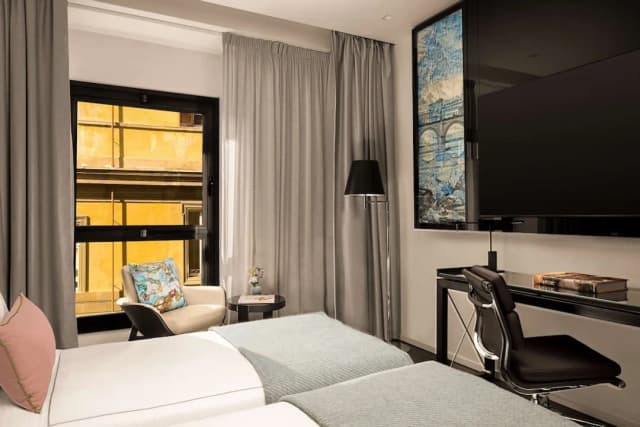 art’otel Rome Piazza Sallustio-Room, 2 Twin Beds, Non Smoking (Art Room)-2