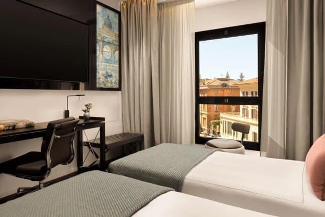 art’otel Rome Piazza Sallustio-Room, 2 Twin Beds, Non Smoking (Art Room Plus)-3