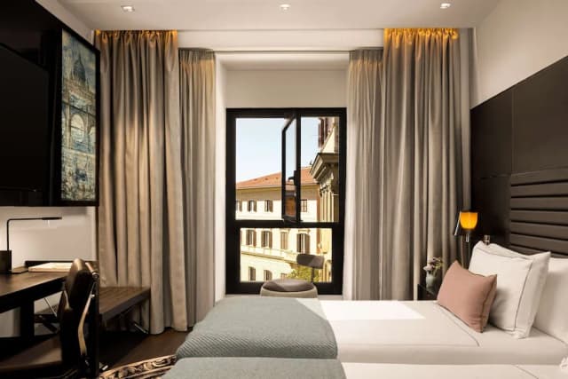 art’otel Rome Piazza Sallustio-Room, 2 Twin Beds, Non Smoking (Art Room Plus)-2