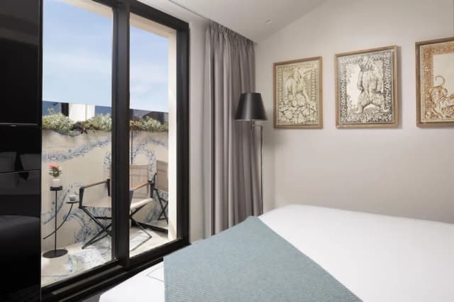 art’otel Rome Piazza Sallustio-Suite, 1 King Bed, Balcony-3