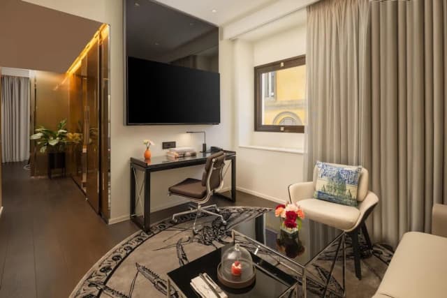 art’otel Rome Piazza Sallustio-Suite, 1 King Bed-2