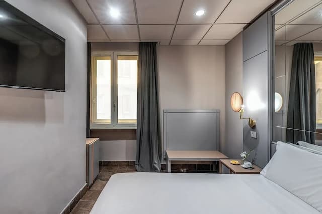 ホテル マディソン-Small Double Room-5