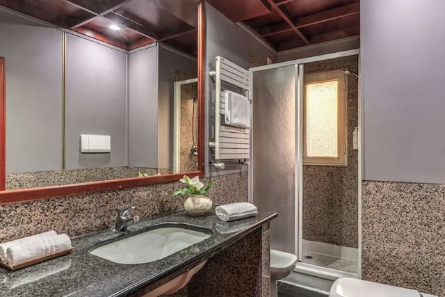 ホテル マディソン-Small Double Room-7