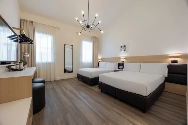 格羅巴斯城市酒店-家庭客房-1