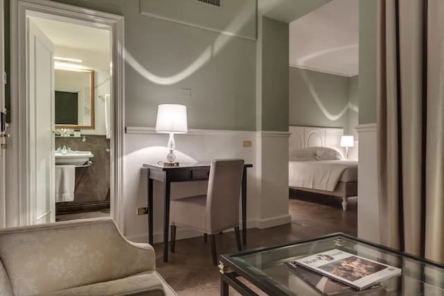 Plaza Hotel Lucchesi-Premium Double Room-3