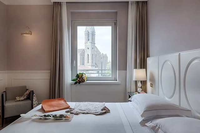 Plaza Hotel Lucchesi-Superior Room-1