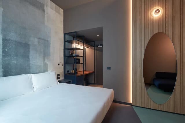 21 House of Stories Navigli-Wizard - King Size Bed - FREE MINIBAR-2