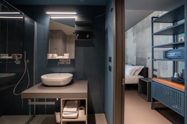 21 House of Stories Navigli-Wizard - King Size Bed - FREE MINIBAR-6