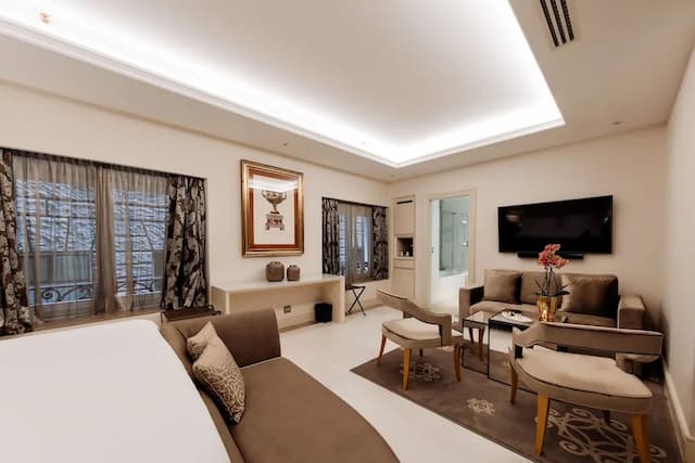 羅馬阿萊夫酒店希爾頓 Curio 精選系列-普通套房, 1 張特大雙人床-4