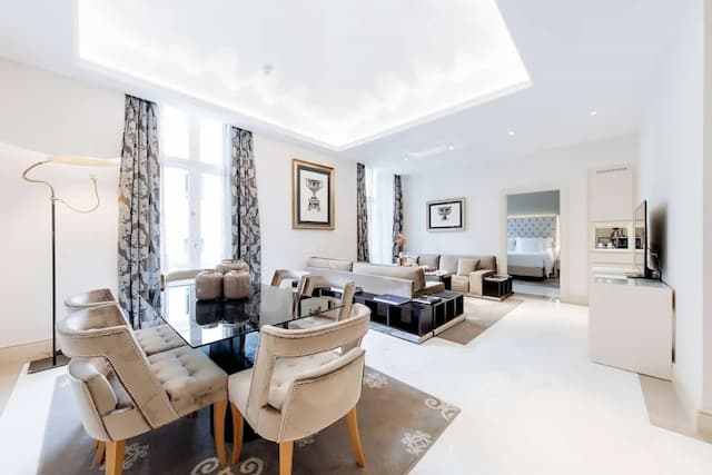 Aleph Rome Hotel Curio Collection by Hilton-套房 (Augusto)-5