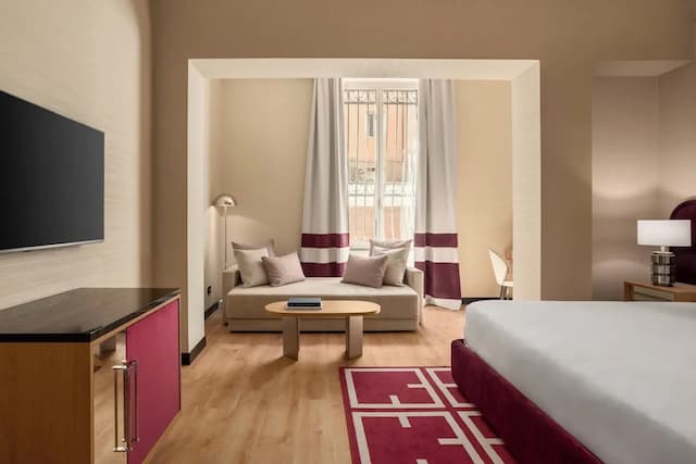 Room Mate Collection Mia, Rome Colosseum-三人房-1