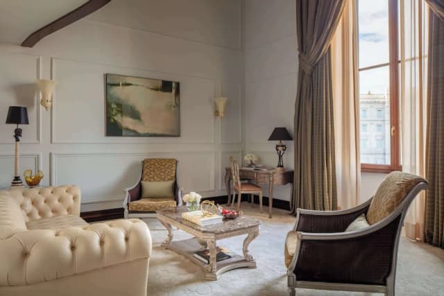 Anantara Palazzo Naiadi Rome Hotel - A Leading Hotel of the World-套房 (Piazza View, Duplex Extra Bed 2AD+2CH)-3