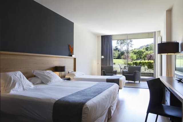 ホテル モン サン ベネ-トリプルルーム テラス-1