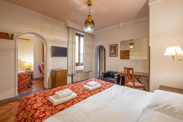 Hotel City-舒適三人房-2