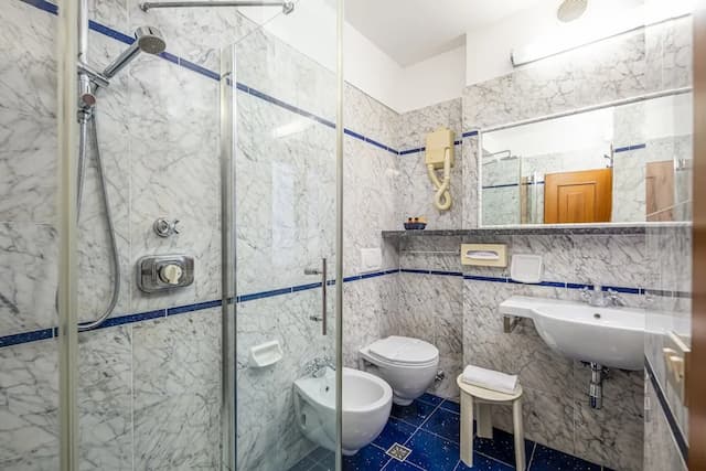 Hotel City-標準雙人房-10