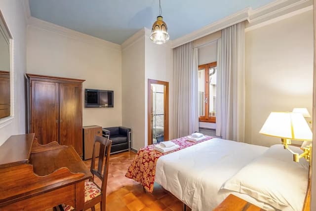 Hotel City-豪華雙床房-5