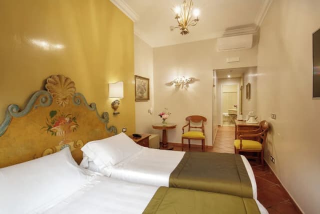 莫扎特酒店-高級雙人房-6