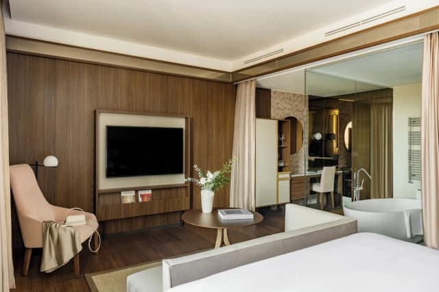 Palazzo Cordusio Gran Meliá – The Leading Hotels of the World-Room (Supreme, with Spa Access)-1