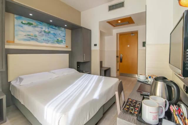 Hotel Aphrodite-Superior Double Room-5