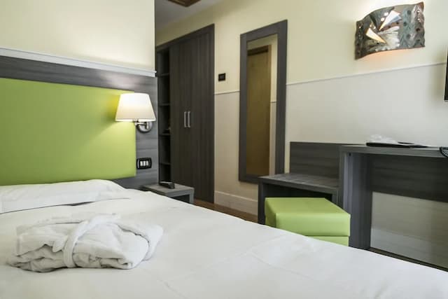 阿佛羅蒂特飯店-高級單人房-1