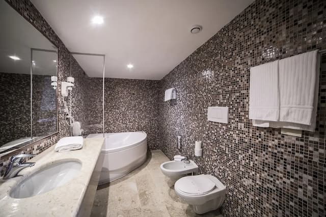 阿佛羅蒂特飯店-豪華雙人房, 按摩浴缸-6