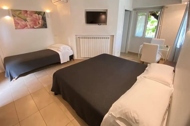 Orto di Roma-Standard Triple Room-1