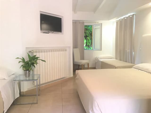 Orto di Roma-Standard Quadruple Room, 1 Bedroom-1