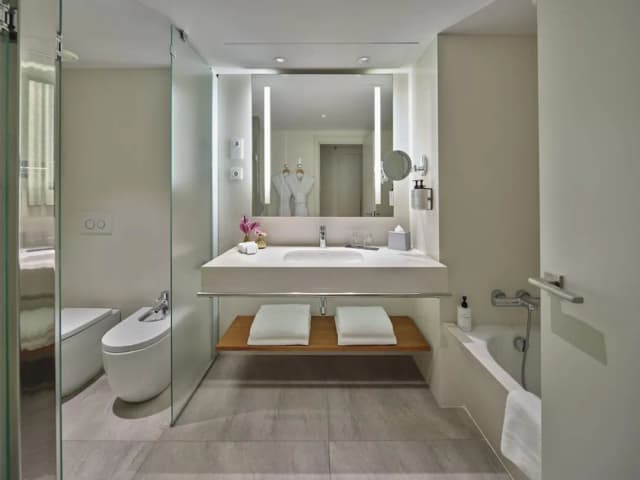 InterContinental Barcelona by IHG-Classic Room-7