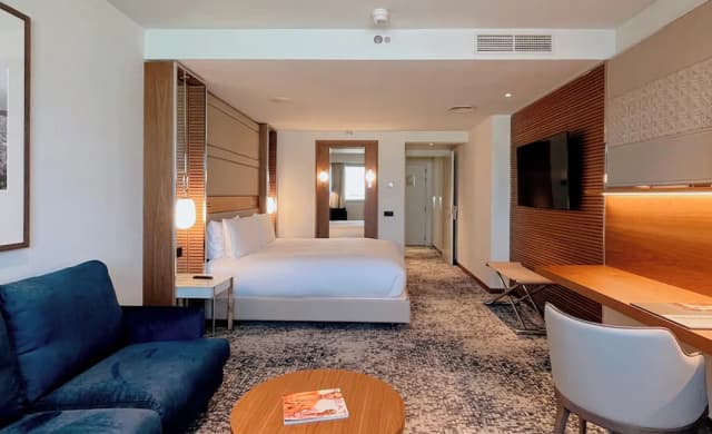InterContinental Barcelona by IHG-Classic Room, 1 King Bed-9