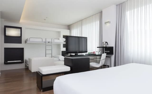 Axor Barajas-Triple Room-4