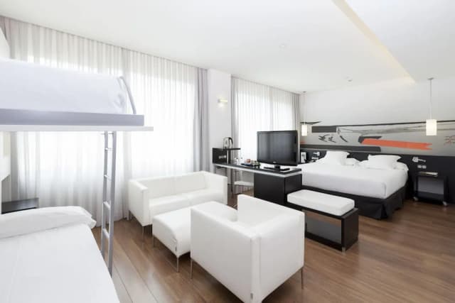 Axor Barajas-Family Room-4
