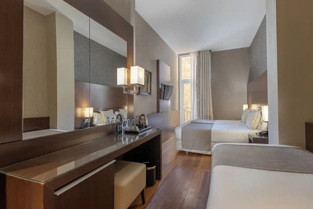 巴塞隆拿殖民酒店-Triple 3-3