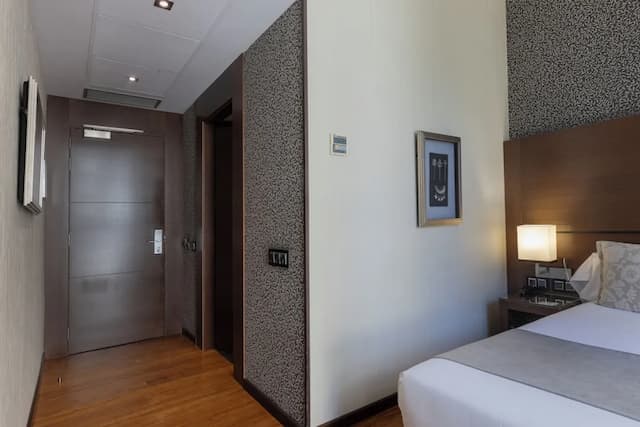 巴塞隆拿殖民酒店-雙人房-2