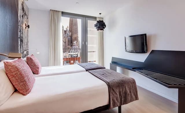Sercotel Rosellon-Classic Twin Room (Sagrada Familia View)-3
