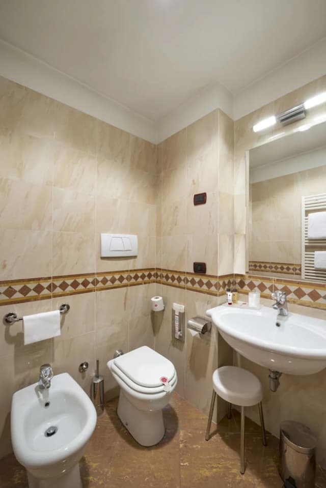 ランカスター ホテル-スタンダード シングルルーム-2