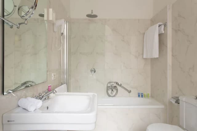 奎里納萊飯店-普通套房-6