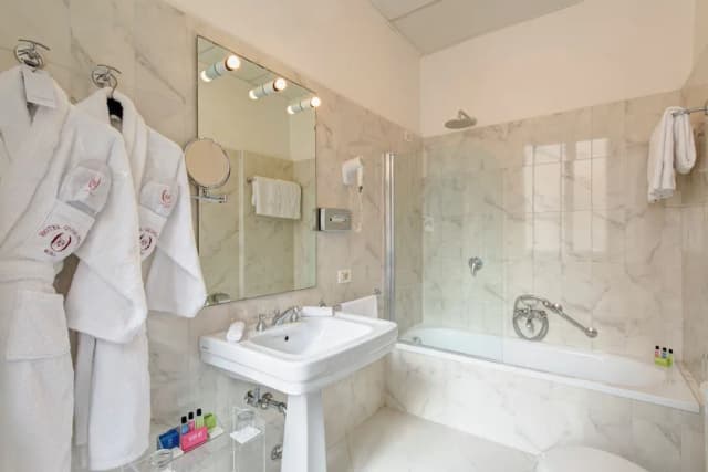 奎里納萊飯店-普通套房-7