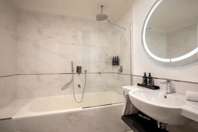 獨立飯店-豪華客房-3