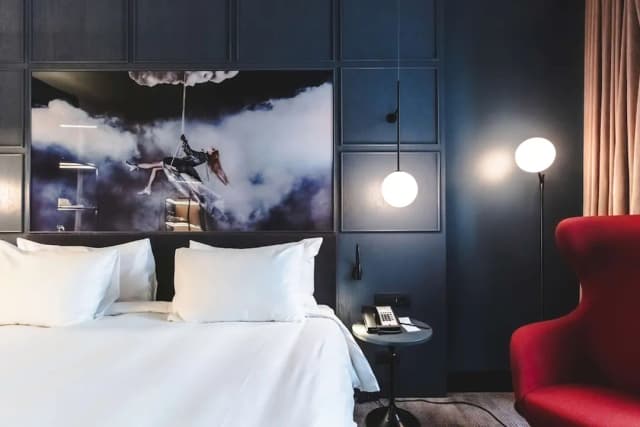 래디슨 블루 호텔, 마드리드 프라도-슈피리어룸-11