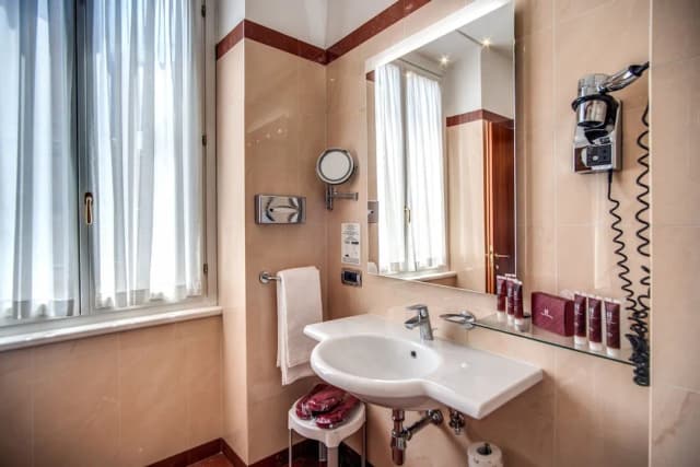 戴克里澤諾飯店-經典雙人或雙床房-4