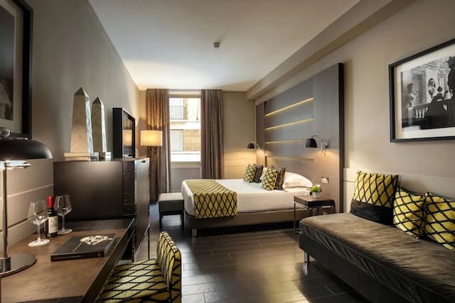 風格飯店-豪華三人房-1